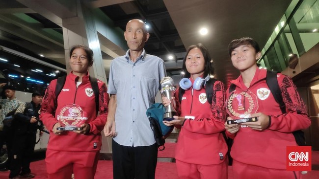 Pelatih Satoru Mochizuki mengatakan Timnas Putri Indonesia masih sulit menang melawan Thailand dan Vietnam meski baru menjuarai Piala AFF 2024.