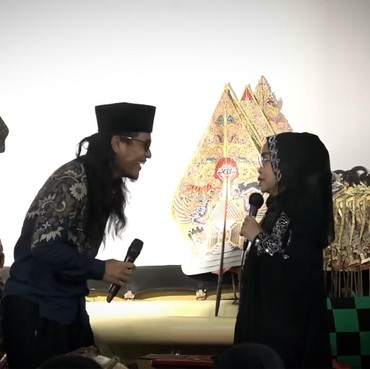Video Yati Pesek dan Gus Miftah Viral Lagi: Salahku Apa? Padahal Aku Mujahadah di Situ