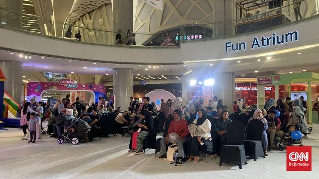 BundaFest 2024 diramaikan oleh sejumlah kegiatan talkshow yang sangat bermanfaat bagi para ibu. Apa saja talkshow yang bisa diikuti hari ini?