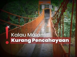 Jembatan Oranye Kali Ciliwung Jadi Alternatif Warga dari Depok-Citayam