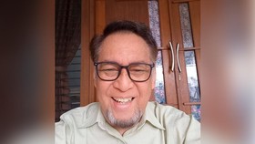 Aktor Senior Joshua Pandelaki Meninggal Dunia