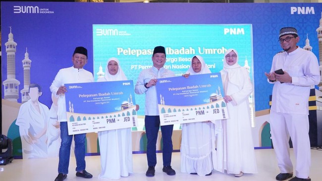 Peserta yang diberangkatkan untuk ibadah umrah adalah nasabah program PNM Mekaar yang telah menunjukkan keberhasilan dalam mengembangkan usaha.
