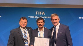 Indra Sjafri Lulus Program FIFA Technical Leadership Diploma