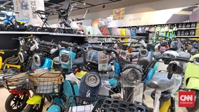 Sepeda Listrik Jadi Primadona di Transmart Full Day Sale Kokas