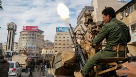 Iran Beber Assad Kaget Kondisi Militer Suriah Hadapi Pemberontak