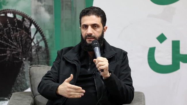 Pemerintah baru Suriah, yang diwakili oleh pemimpin anyarnya Ahmed al-Sharaa atau Abu Mohammad al-Julani, mengklaim ingin negara berkontribusi pada perdamaian.