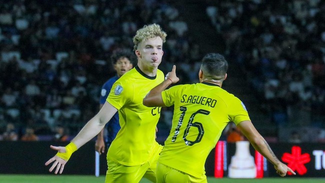 Malaysia Enggan Terganggu Kisruh Pemain Keturunan di Piala AFF U-23 Pelatih Malaysia U-23, Nafuzi Zain enggan terganggu dengan kisruh perdebatan netizen soal pemain keturunan di Piala AFF U-23 2025.