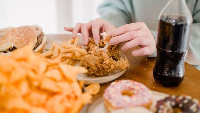 6 Jenis Makanan dan Minuman yang Bikin Cepat Tua, Jangan Konsumsi Berlebihan!