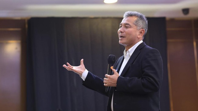 Top 100 CEO & The 200 Leader Future Forum 2024 menjadi bukti kepemimpinan BRI memperkuat peran UMKM dan memperluas akses keuangan.