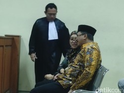 KPK Tuntut Bupati Sidoarjo Nonaktif 6 Tahun 4 Bulan Penjara