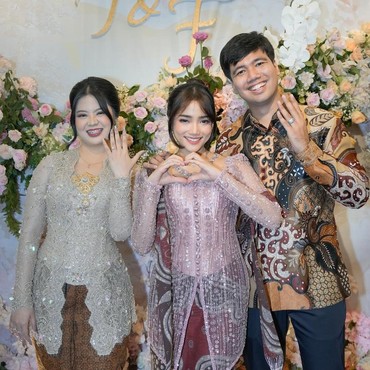 Sosok Indah Tri Manajer Frans Faisal, Calon Kakak Ipar Fuji