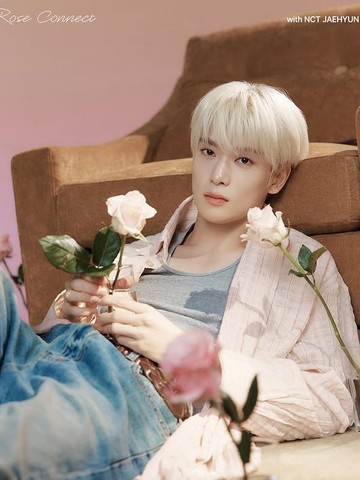 Tampil Ala Soft Boy Menawan, Intip Potret Jaehyun NCT dalam Kolaborasinya Bersama Brand CLIO