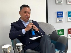 Dino Patti Akan Tuntut Pidana-Perdata Pihak Tahan Sertifikat Tanah Ibunya