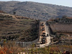 Assad Tumbang, Israel Serang Situs Penting Militer Suriah