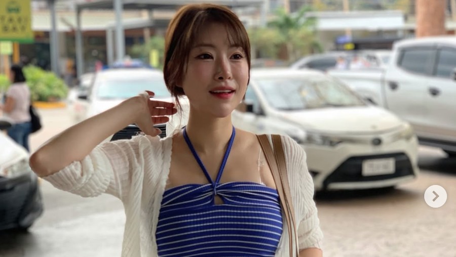 Penampilan Lee Se Young berlibur di Filipina Penampilan Lee Se Young berlibur di Filipina