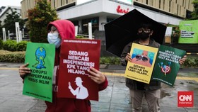 FOTO: Massa Peringati Hakordia, Sindir KPK yang Sekarang Tumpul