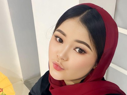 5 Potret Sherly, Putri Mpok Alpa yang Sudah Remaja dan Curi Perhatian