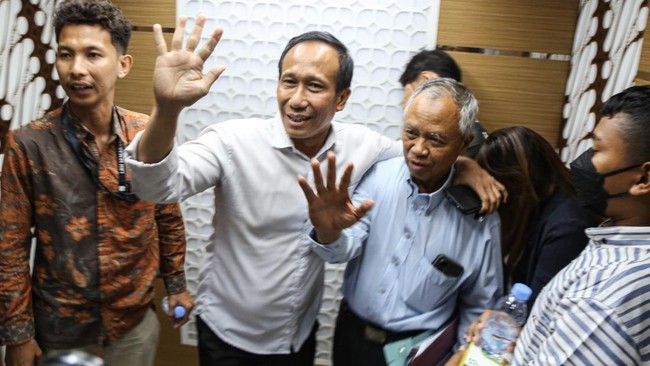 Pengacara keluarga Gamma mengaku sudah menyurati Kapolri terkait polah Kapolrestabes Semarang Kombes Pol Irwan Anwar dalam kasus polisi tembak siswa SMK.