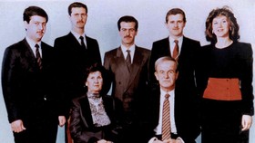 FOTO: Akhir dari 50 Tahun Kekuasaan Dinasti Keluarga Assad di Suriah