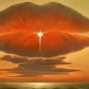 Tes Kepribadian: Gambar Awan atau Bibir yang Pertama Kali Kamu Lihat? Ini Artinya...