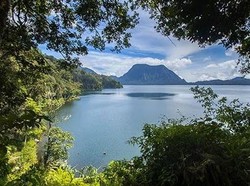 Danau Gunung Tujuh, Kaldera Tertinggi di Asia Tenggara yang Menakjubkan