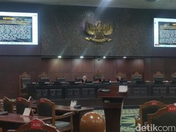 Hakim MK Arsul Tergelitik Permohonan Koalisi Perempuan: Kenapa Selalu DPR?