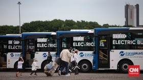 FOTO: TransJakarta Luncurkan 200 Armada Bus Listrik