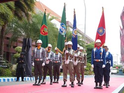 Serah Terima Kirab Pataka, Heru: Bangkitkan Kebersamaan Warga Jatim
