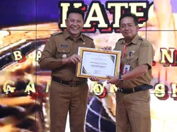 Plt Bupati Subandi Bangga Sidoarjo Raih Penghargaan Kabupaten Terinovatif
