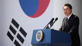 Presiden Korsel Dimakzulkan sampai Arti Bendera Baru Suriah