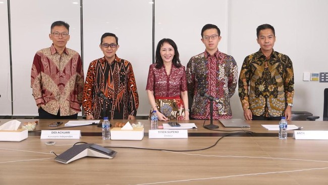 Pada RUPSLB itu, disetujui pergantian Direksi dan rencana Private Placement yang akan dilakukan MBMA guna mencapai pertumbuhan kinerja yang berkelanjutan.