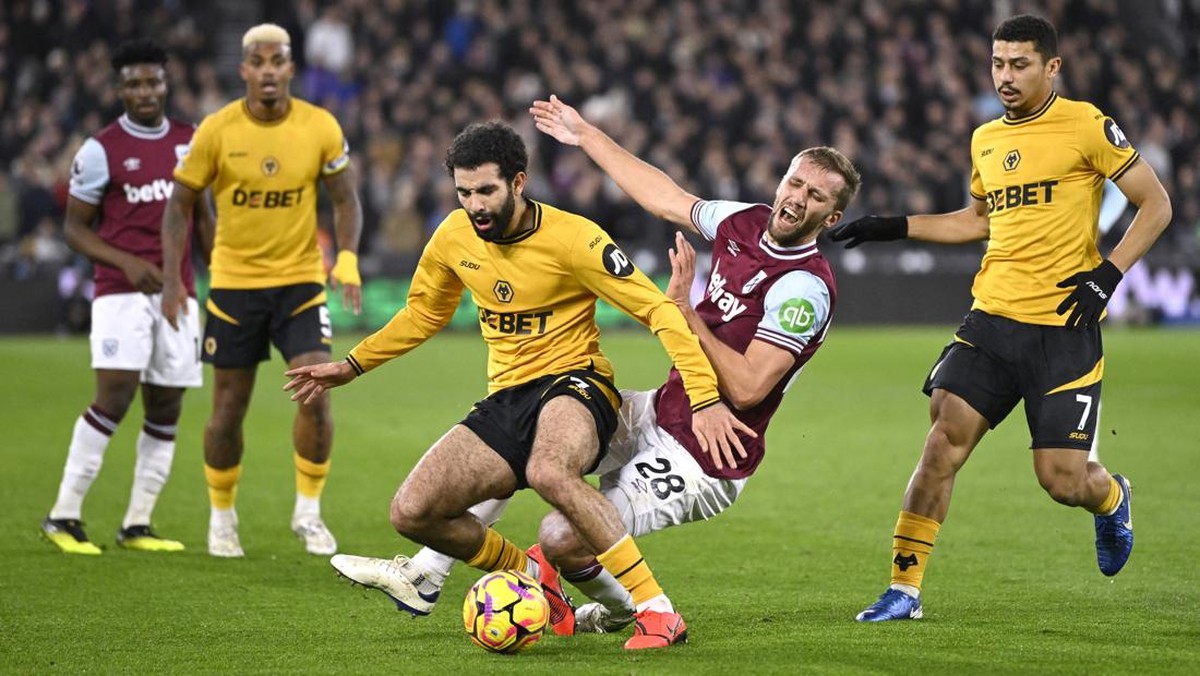 FOTO: Persembahan Bowen untuk Michail Antonio