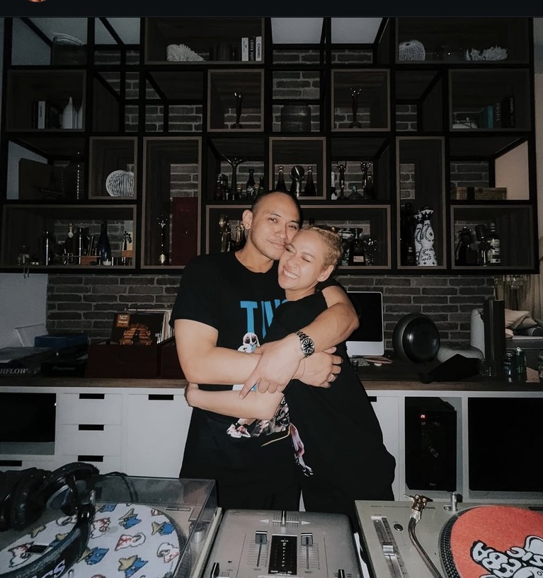 Spesial! BCL Bikin Kue Cokelat Buat Ultah Tiko Aryawardhana