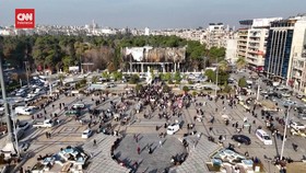 VIDEO: Rezim Bashar Al Assad Terguling, Warga Kembali Beraktivitas