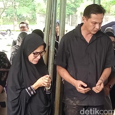 Andhika Pratama Sampaikan Pesan Terakhir untuk Ibu Mertua: Umi Sudah Lepas Penderitaan