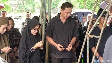 Andhika Pratama Sampaikan Pesan Terakhir untuk Ibu Mertua: Umi Sudah Lepas Penderitaan