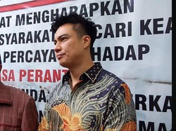 Saksi Baim Wong Disumpah, Tuduh Paula Berduaan sama Bukan Muhrim