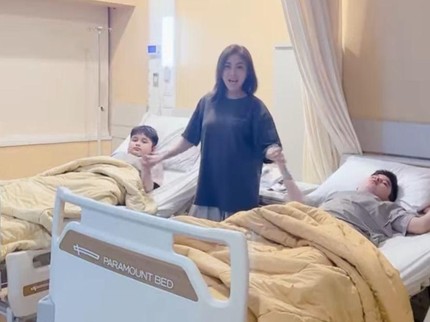 5 Potret Dhena Devanka Asuh Ketiga Anak, Termasuk saat Dirawat Inap