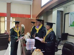 16 Lansia di Maros Wisuda Usai 7 Bulan Belajar