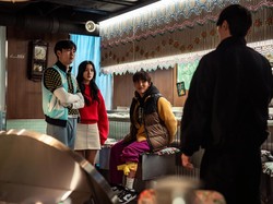 Aktor Tang Joon Sang Jadi Bestie Jisoo BLACKPINK di Newtopia