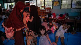 FOTO: Apartemen Menjulang dan Kebakaran Kebon Kosong Kemayoran