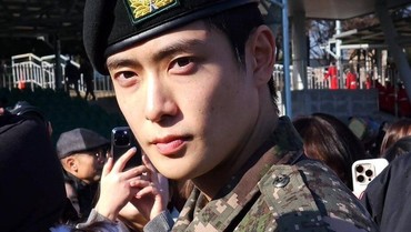 img-title Penampilan Terbaru Jaehyun NCT Jalani Kegiatan di Kamp Militer Bikin Pangling