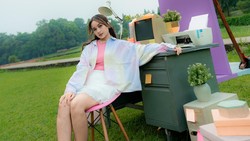 Chintya Gabriella Ajak Anak Muda Jangan Takut Bermimpi Lewat 'Ambisius'