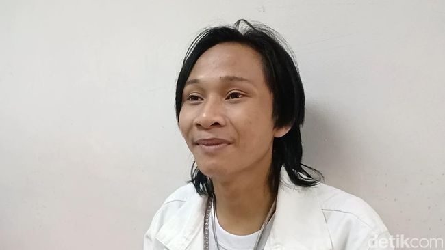 Lihat Fajar Sadboy Mengaji, Boris Bokir: Aku Sih...