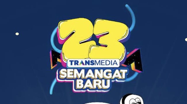 Sejumlah pengunjung berkesempatan belajar menjadi presenter dalam rangkaian acara HUT Transmedia 23 Day 2 yang dihelat di Istora Senayan, Minggu (15/12).