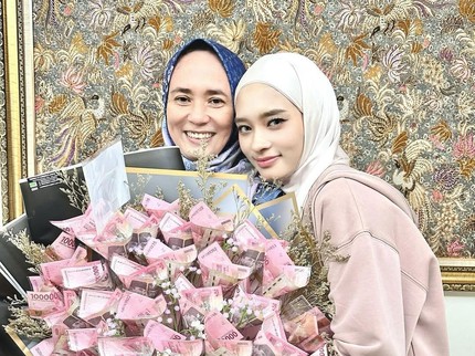 Potret Inara Rusli dan Sang Ibunda Mercy Lubis, Sama-sama Memesona