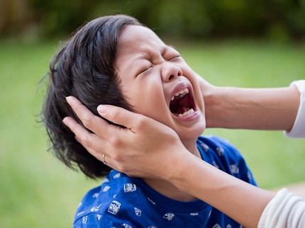 Ketahui Dampak Psikologis Jika Anak Terlalu Sering Menangis & Diabaikan