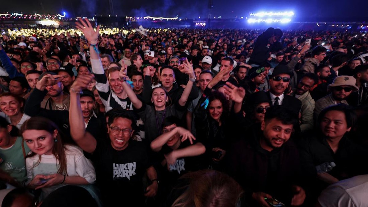 FOTO: Eminem hingga Linkin Park Tampil di Festival Musik Arab Saudi