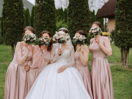 Kisah Pengantin Kecewa Memilih Sahabat 10 Th Jadi Bridesmaid, Ternyata...