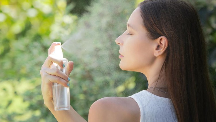 Ilustrasi setting spray